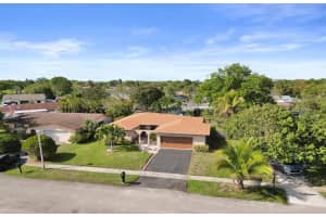 7901 44th Court, Lauderhill, FL 33351 - MLS#B26005821