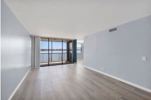 105 Lake Emerald Drive, Oakland Park, FL 33309 - MLS#B26005845