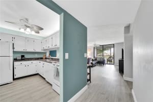 5250 Las Verdes Circle, Delray Beach, FL 33484 - MLS#B26005848