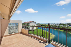 301 Ocean Bluffs Boulevard, Jupiter, FL 33477 - MLS#B26005856