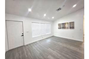 490 13th Lane, Vero Beach, FL 32962 - MLS#B26005869