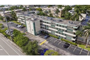 1333 Hallandale Beach Boulevard, Hallandale Beach, FL 33009 - MLS#B26005877