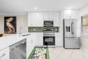 9193 Pecky Cypress Lane, Boca Raton, FL 33428 - MLS#B26005896