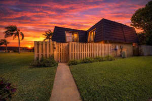 187 Woodland Road, Palm Springs, FL 33461 - MLS#B26005907