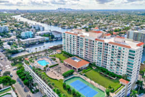 3020 32nd Avenue, Fort Lauderdale, FL 33308 - MLS#B26005913