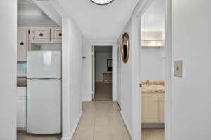 26 Golfs F, West Palm Beach, FL 33417, West Palm Beach, FL 33417 - MLS#B26005914