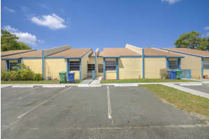 7418 NW 34th, Lauderhill, FL 33319, Lauderhill, FL 33319 - MLS#B26005948