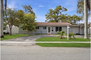 330 6th Street, Pompano Beach, FL 33060 - MLS#B26005950