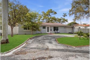 330 6th Street, Pompano Beach, FL 33060 - MLS#B26005950