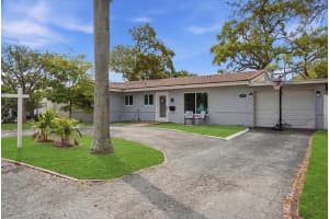 330 6th Street, Pompano Beach, FL 33060 - MLS#B26005950