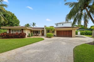 910 Banyan Drive, Delray Beach, FL 33483 - MLS#B26005964
