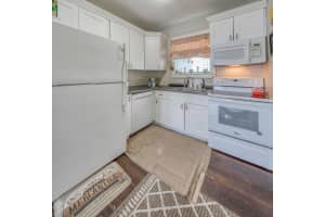 205 Federal Highway, Lake Worth Beach, FL 33460 - MLS#B26005968