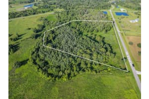 13520 22nd Lane, Okeechobee, FL 34974 - MLS#B26006015