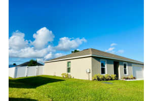 479 Holden Terrace, Port Saint Lucie, FL 34984 - MLS#B26006047