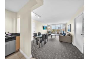 2670 Sunrise Boulevard, Fort Lauderdale, FL 33304 - MLS#B26006048