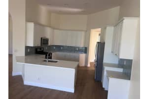 8992 Lakes Boulevard, West Palm Beach, FL 33412 - MLS#B26006063