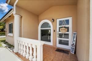 17255 72nd Court, Hialeah, FL 33015 - MLS#B26006065