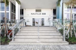 220 Lake Shore Drive, Lake Park, FL 33403 - MLS#B26006067