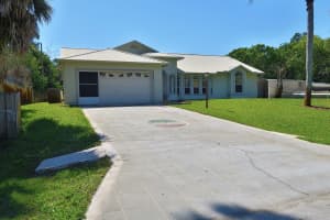 686 Caravan Terrace, Sebastian, FL 32958 - MLS#B26006069