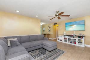 5819 Monroe Street, Hollywood, FL 33023 - MLS#B26006072