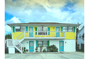 308 Hernando Street, Fort Pierce, FL 34949 - MLS#B26006128