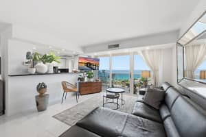 2715 Ocean Boulevard, Fort Lauderdale, FL 33308 - MLS#B26006135