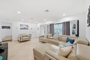 6271 Harding Street, Hollywood, FL 33024 - MLS#B26006152