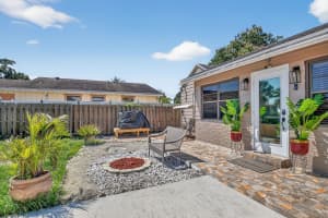 425 Broward Avenue, Greenacres, FL 33463 - MLS#B26006154