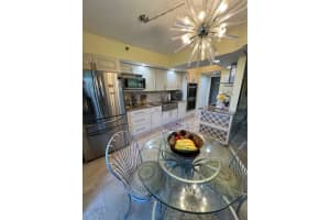 5257 S Fountains Dr S 105, Lake Worth, FL 33467, Lake Worth, FL 33467 - MLS#B26006183