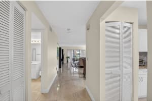 15 Stratford Drive, Boynton Beach, FL 33436 - MLS#B26006216