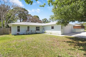2909 Seagrape Drive, Fort Pierce, FL 34982 - MLS#B26006256