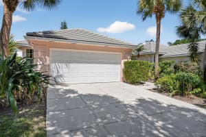 1065 Bedford Avenue, Palm Beach Gardens, FL 33403 - MLS#B26006306