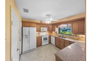 9810 Tabebuia Tree Drive, Boynton Beach, FL 33436 - MLS#B26006310