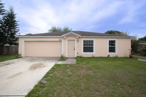 1566 Bellevue Avenue, Port Saint Lucie, FL 34953 - MLS#B26006324