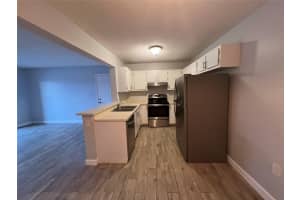 400 Palm Circle, Pembroke Pines, FL 33025 - MLS#B26006356