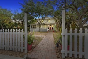 419 2nd Street, Fort Pierce, FL 34950 - MLS#B26006381