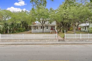 419 2nd Street, Fort Pierce, FL 34950 - MLS#B26006381