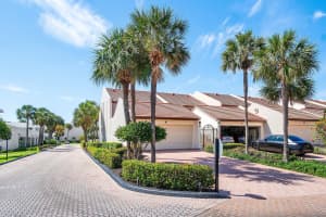 2717 Ocean Boulevard, Boca Raton, FL 33431 - MLS#B26006423