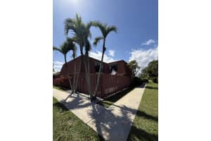 1420 Augusta Circle, Delray Beach, FL 33445 - MLS#B26006438