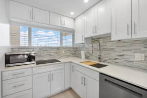 500 21st Avenue, Deerfield Beach, FL 33441 - MLS#B26006440