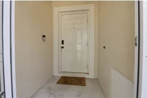 9902 Lago Drive, Boynton Beach, FL 33472 - MLS#B26006497