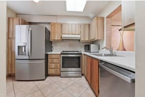 6865 Huntington Lane, Delray Beach, FL 33446 - MLS#B26006506