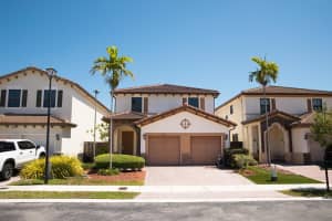 22751 92nd Place, Cutler Bay, FL 33189 - MLS#B26006524