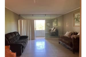 17 Golfs Edge D, West Palm Beach, FL 33417, West Palm Beach, FL 33417 - MLS#B26006525