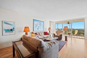 3520 Oaks Way, Pompano Beach, FL 33069 - MLS#B26006573