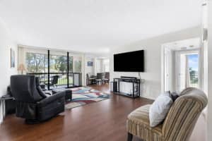 1832 Bridgewood Drive, Boca Raton, FL 33434 - MLS#B26006610