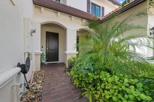 4222 Dixie Highway, Oakland Park, FL 33334 - MLS#B26006617