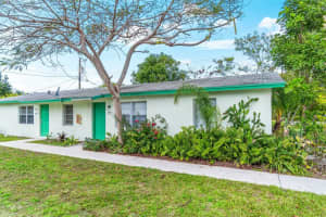 4905 Gulfstream Road, Lake Worth, FL 33461 - MLS#B26006667