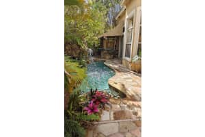 5880 121 Avenue, Coral Springs, FL 33076 - MLS#B26006668