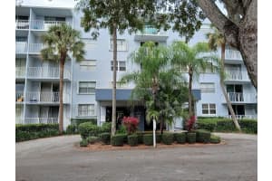 470 Executive Center Drive, West Palm Beach, FL 33401 - MLS#B26006690